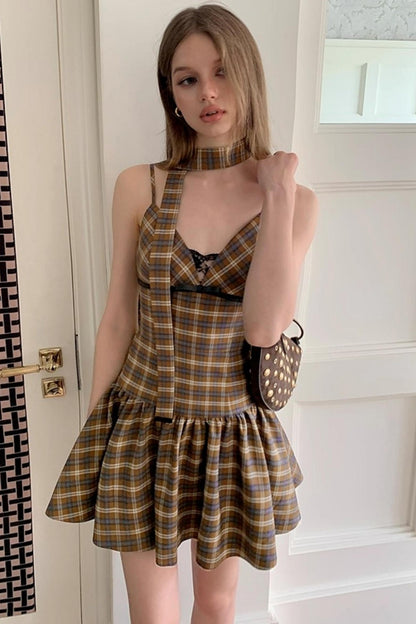 Uena Lace V-Neck Puffy Dress