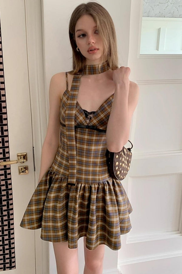 Uena Lace V-Neck Puffy Dress