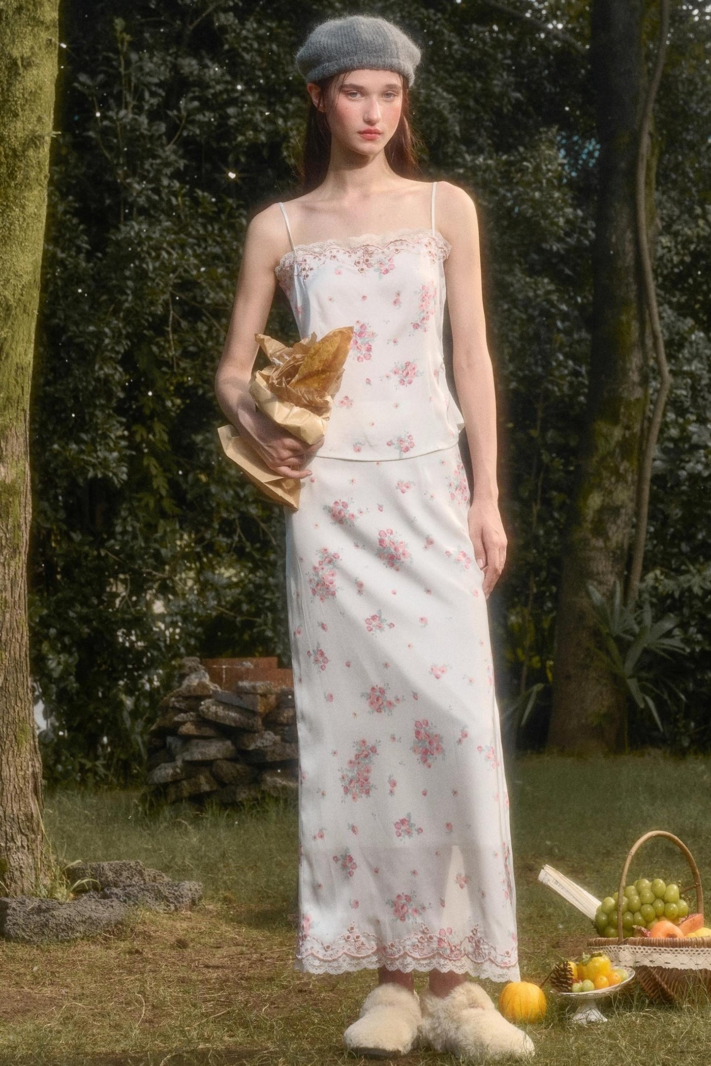 Comfortable Baby Powder Top & Skirt Set-Up