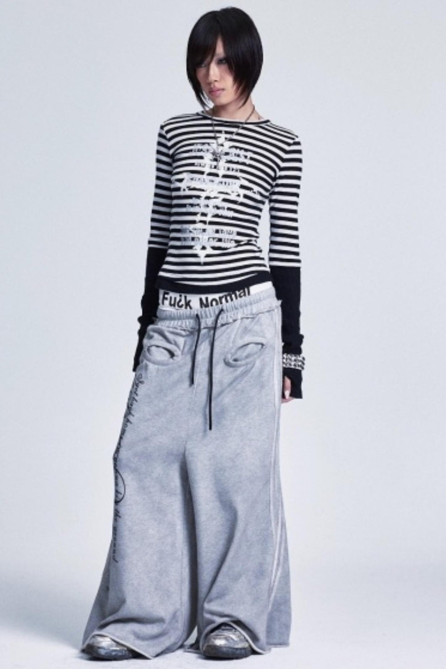 Frayed Hem Distressed Sweatpants