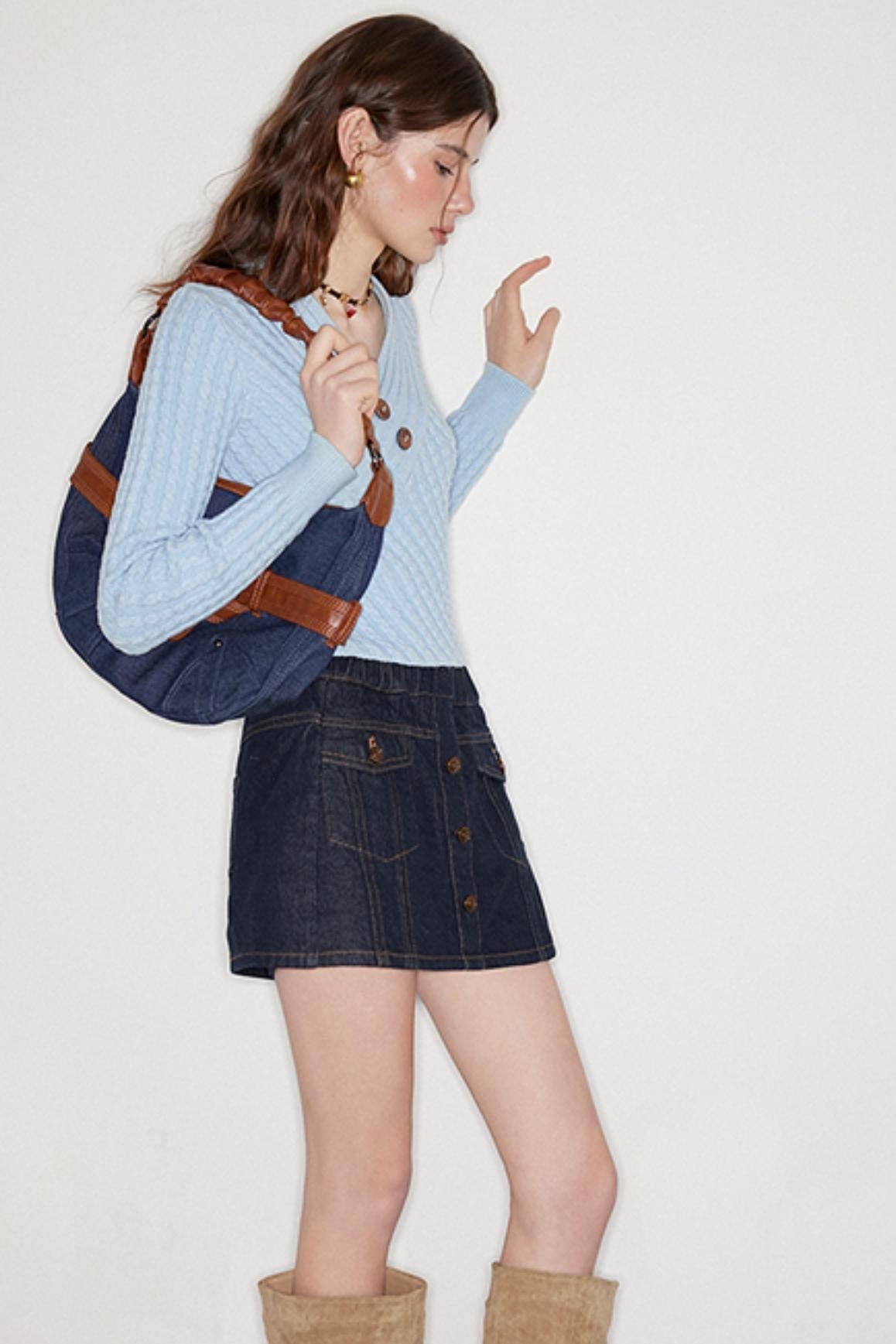 Twill Twist V-Neck Top