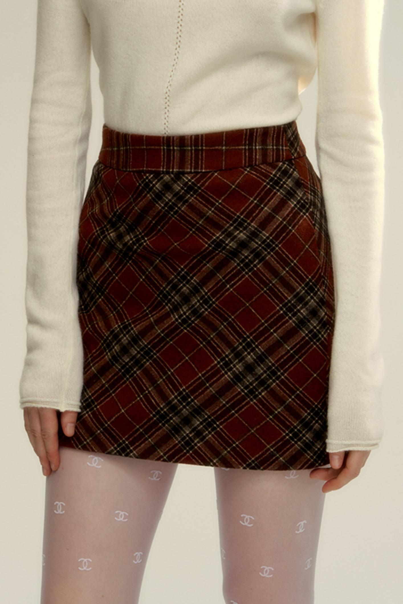 Academy of Magic Plaid Slim Skirt