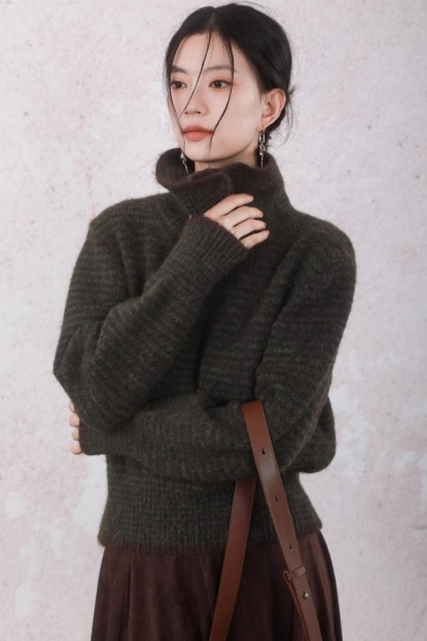 Ingko Vintage Lapel Sweater