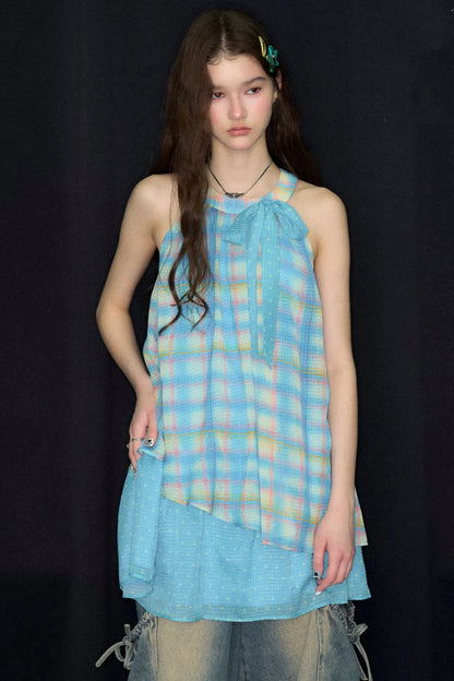 Blaues kariertes Neckholder-Kleid mit Schleife