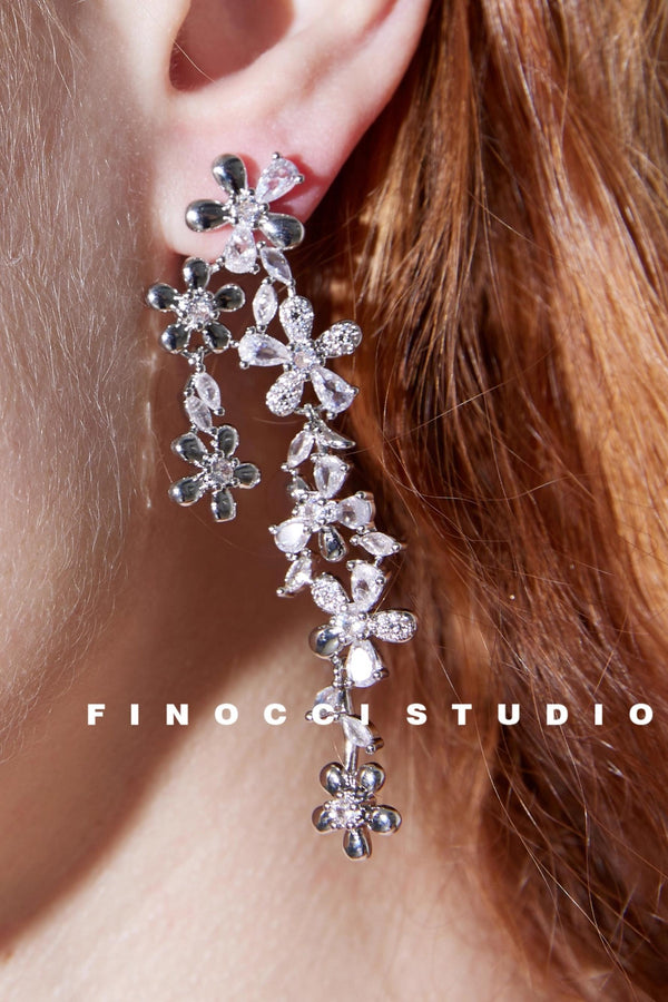 Flower Cluster Zircon White Gold Irregular Tassel Earrings