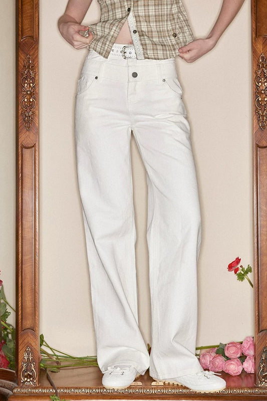 White High-Waisted Jeans