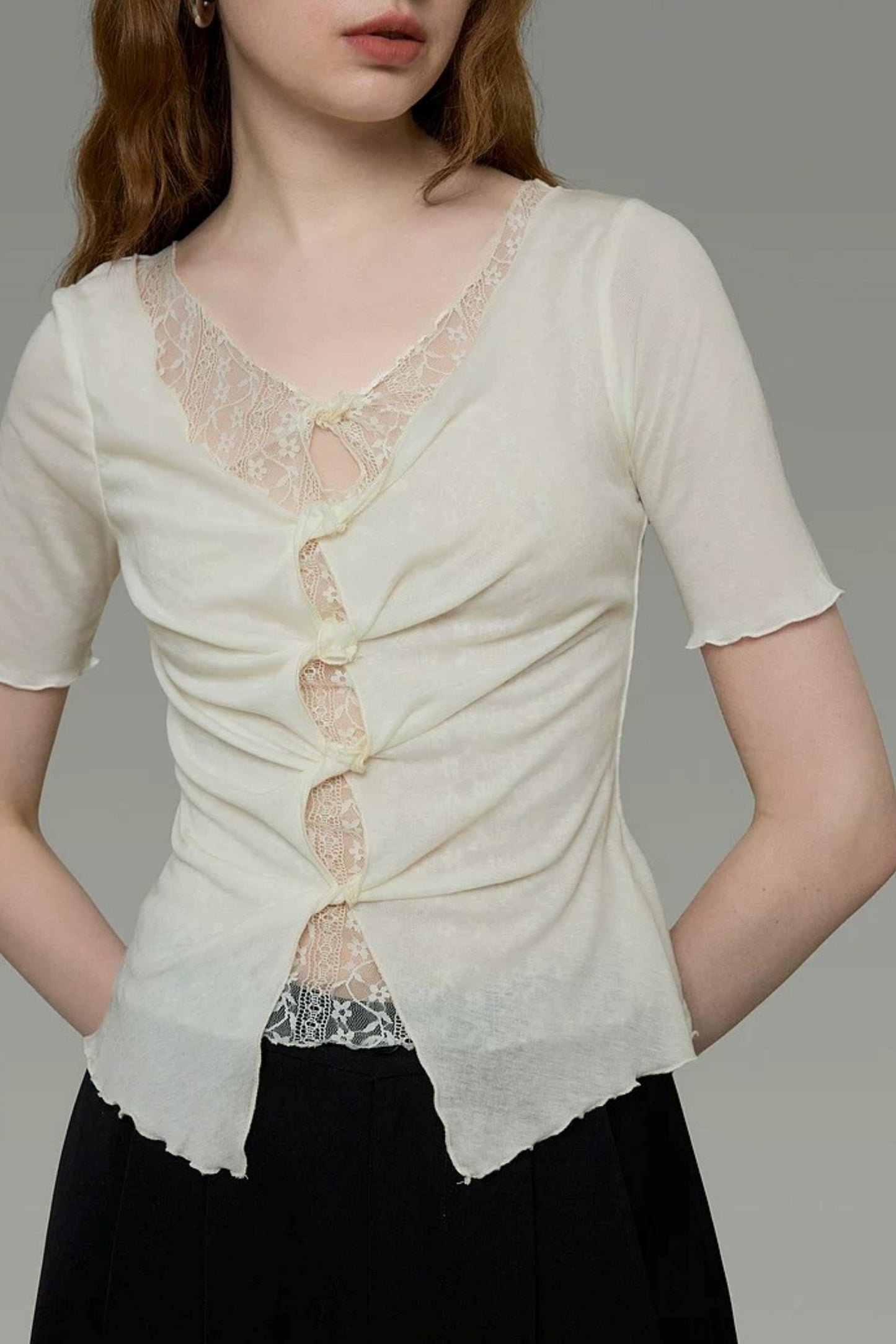 Französisches Spitzen-Strickoberteil