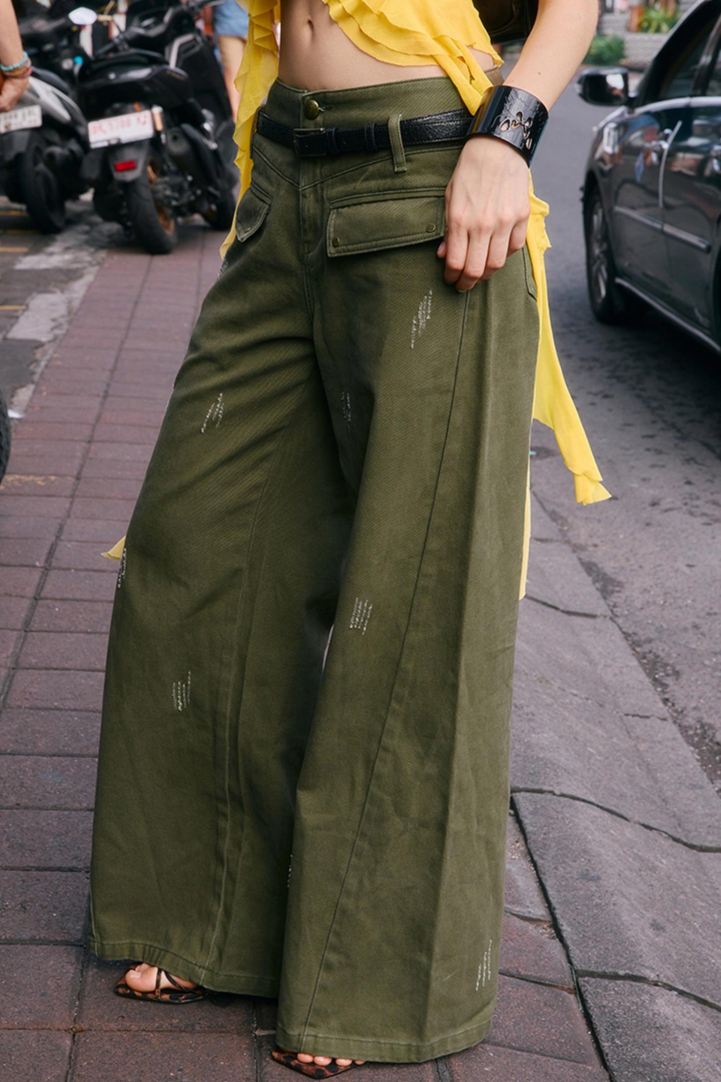 Vintage High-Waist Straight-Leg Jeans