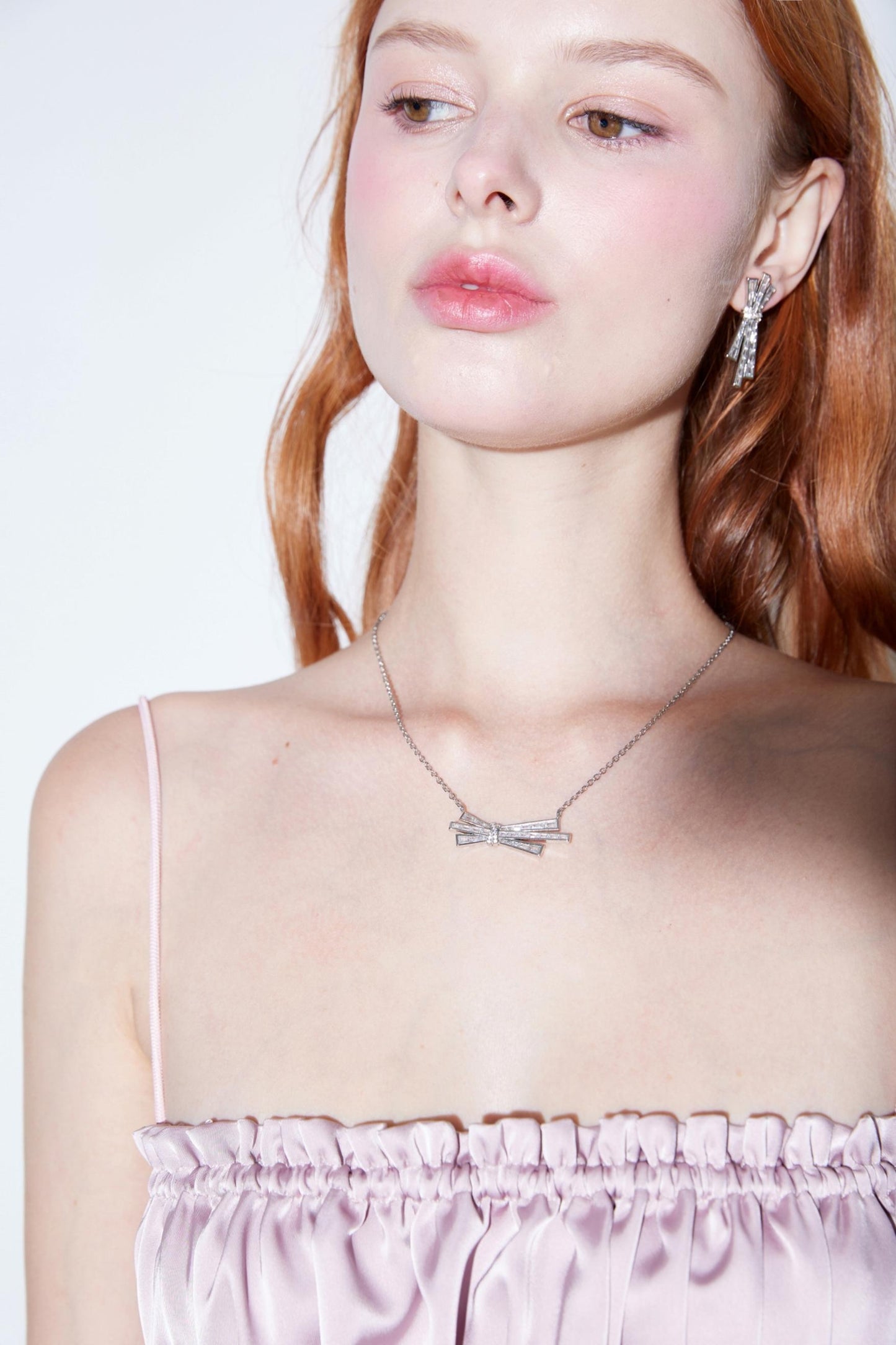 Meteor Drop Bow Necklace