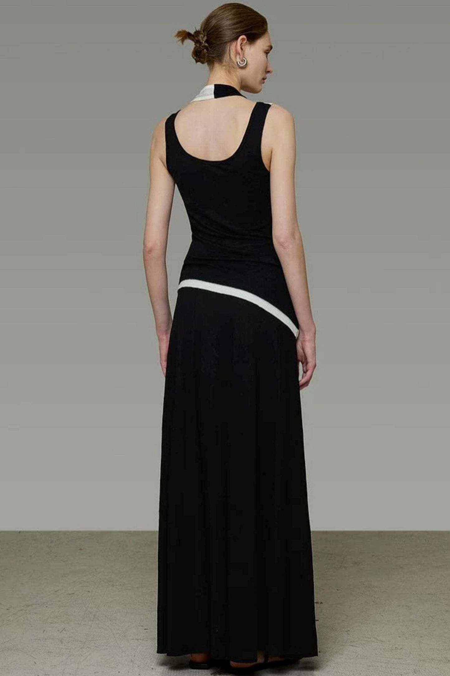 Contrasting Color Knitted Two-Piece Set-Up