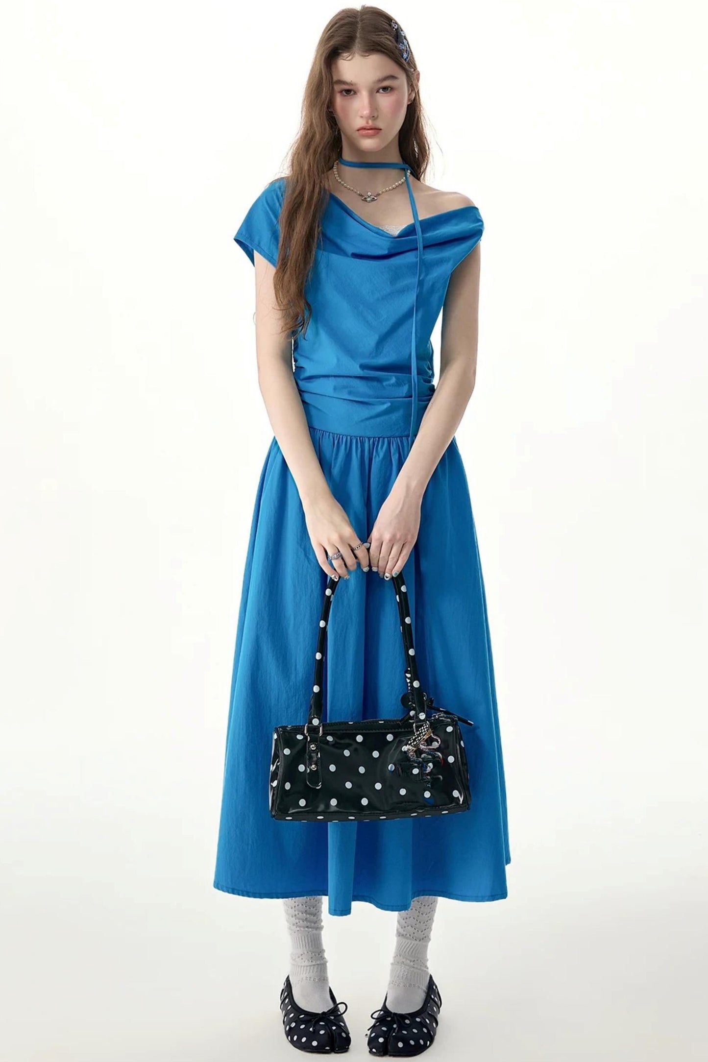 Blaues langes Kleid mit Swing-Kragen