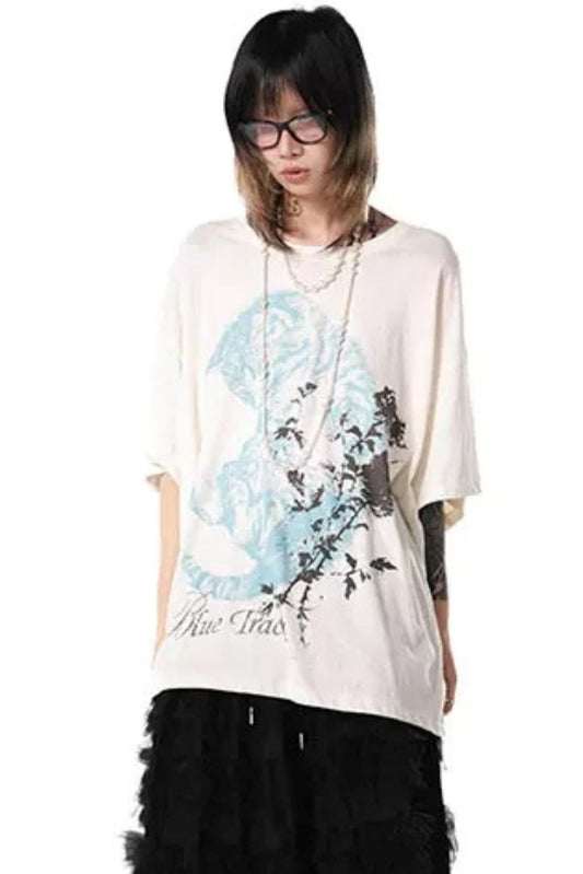 Oversized Cat Floral Legless T-Shirt