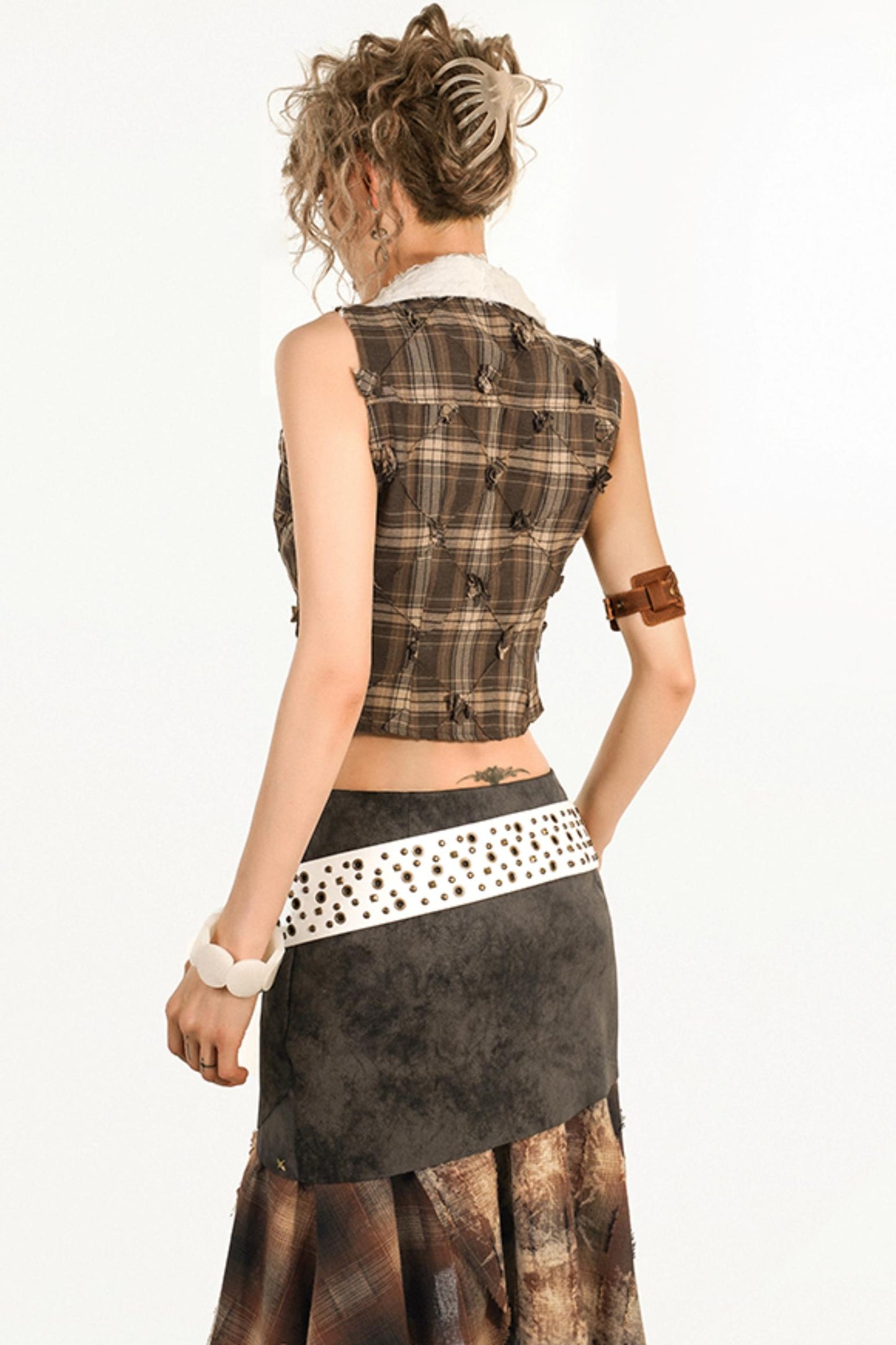 Lace Sleeveless Blouse