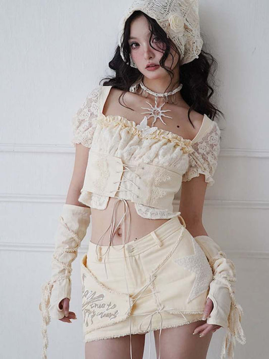 Butterfly Decorated Lace-Up Puff Sleeves Tops