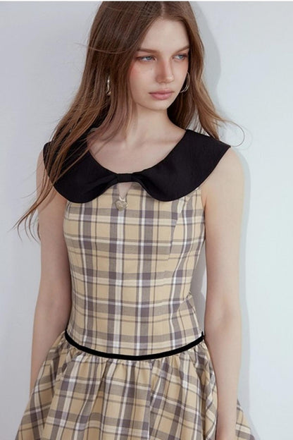 Plaid Contrasting Doll Neck Puffy Dress