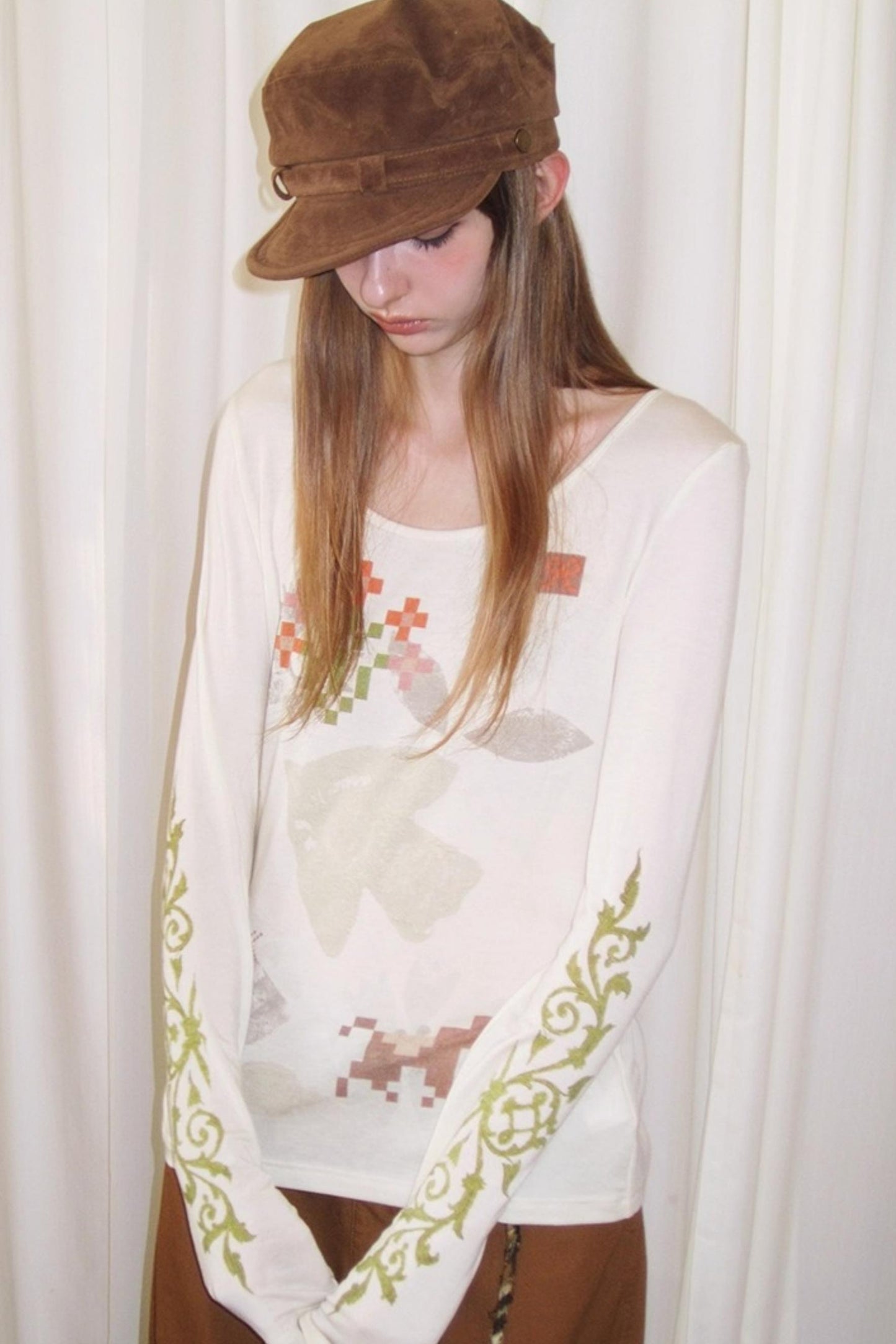 Vintage Printed U-Neck Slim T-Shirt