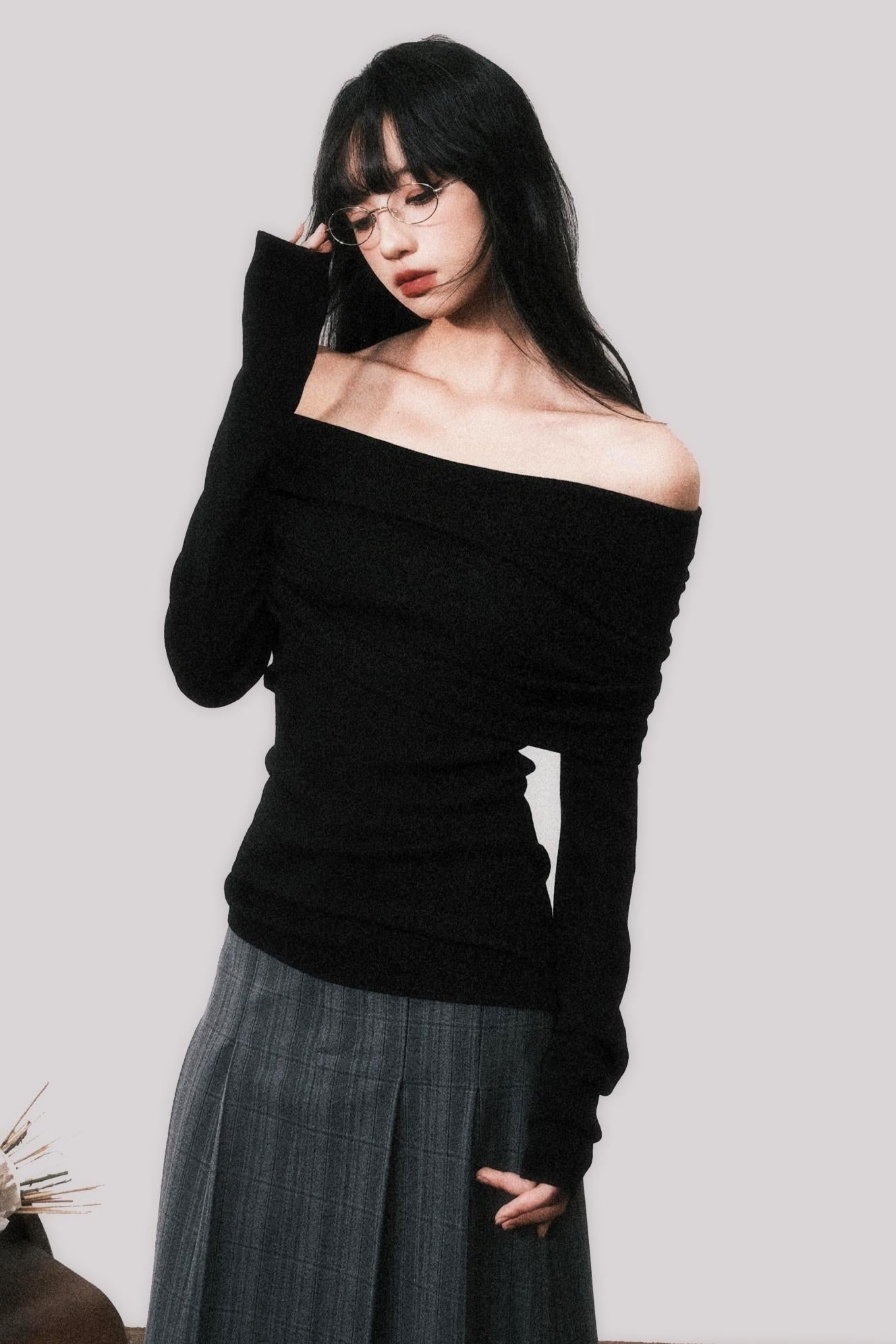 Slouchy French Slim Wool Top