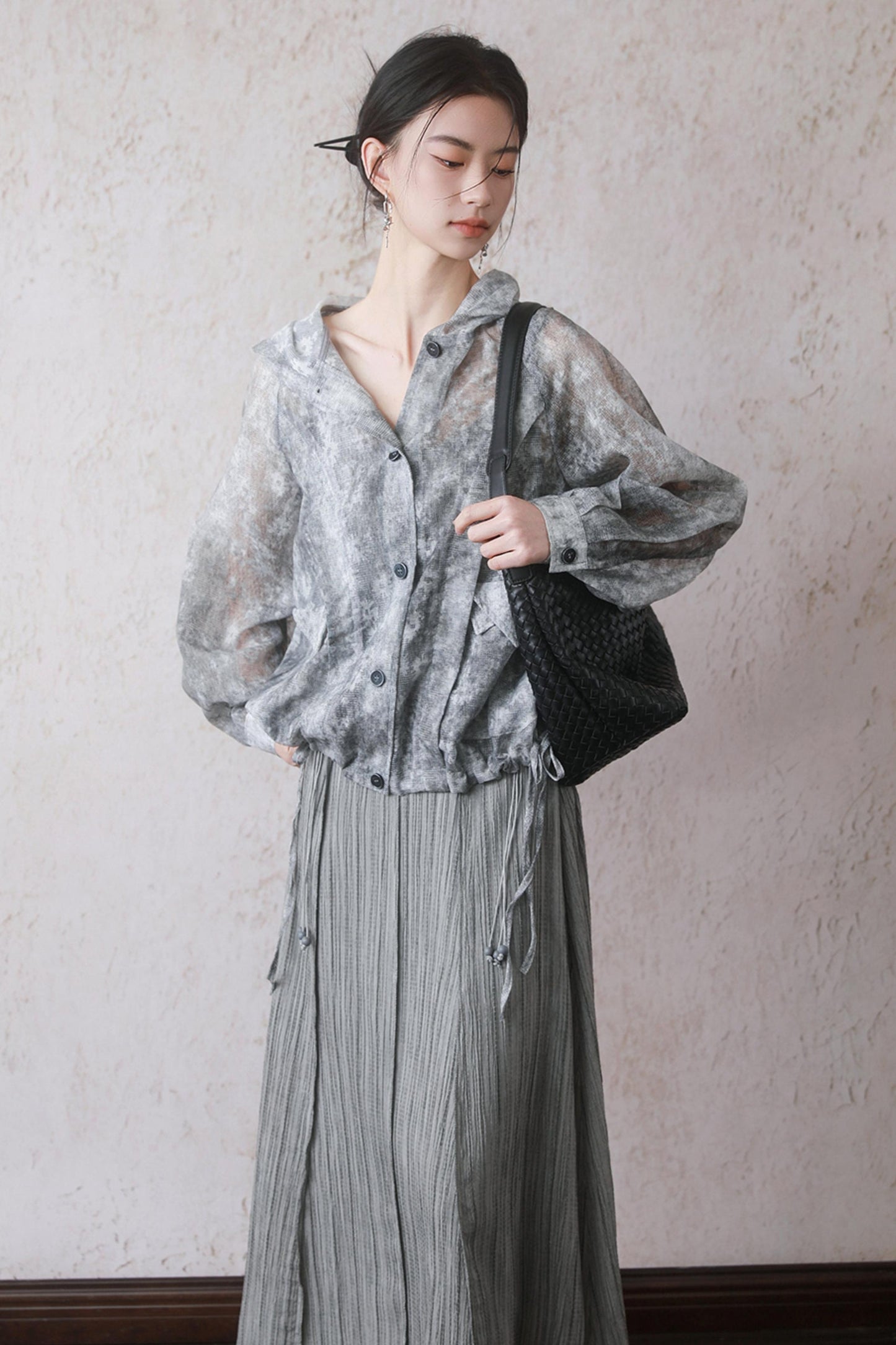 Gray Halter Pleated Dress Set-Up