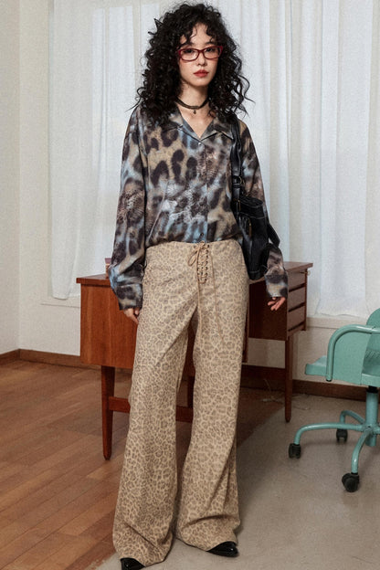 Gentle Corduroy Flared Pants