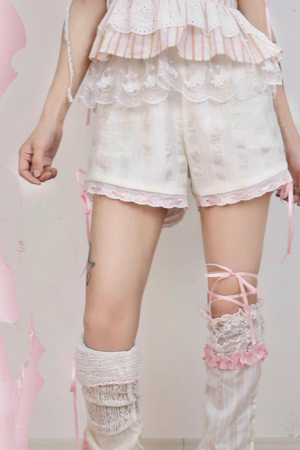 Lace Peplum Ruffle Shorts