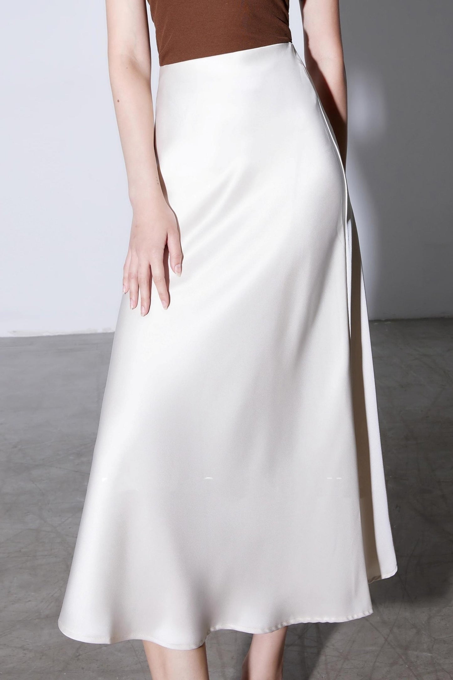 Elegant Glossy Draped Satin Skirt