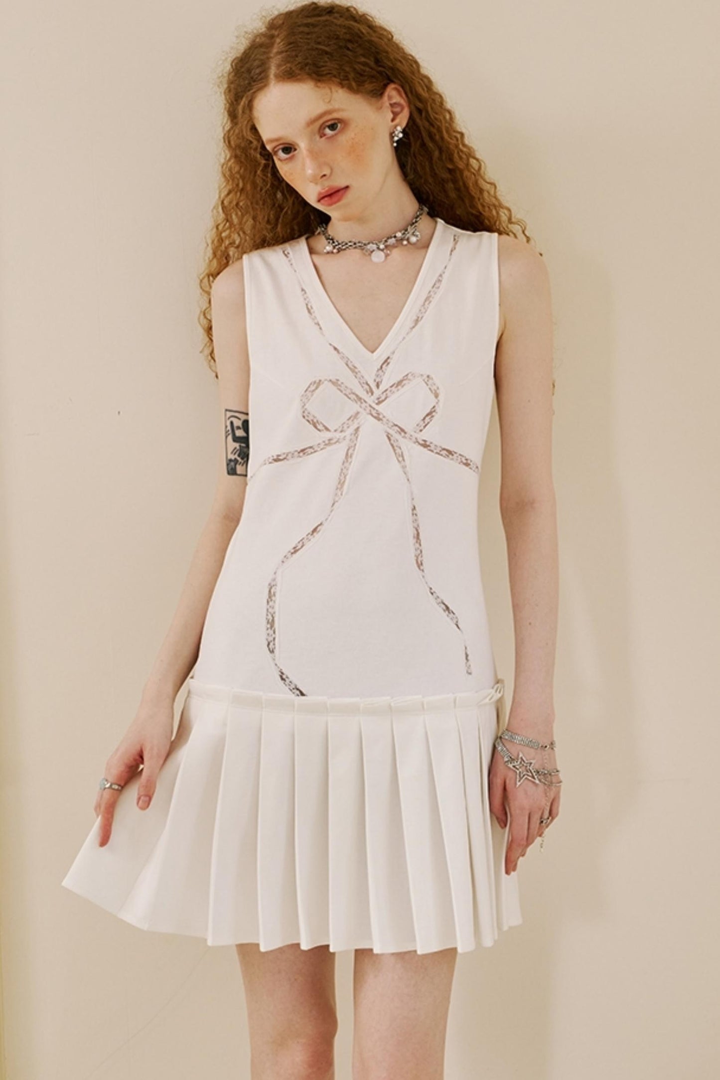 Chic V-Neck Lace Knit Dress