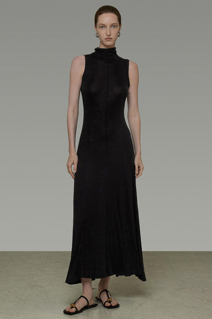 Sleek Strapless Midi Dress