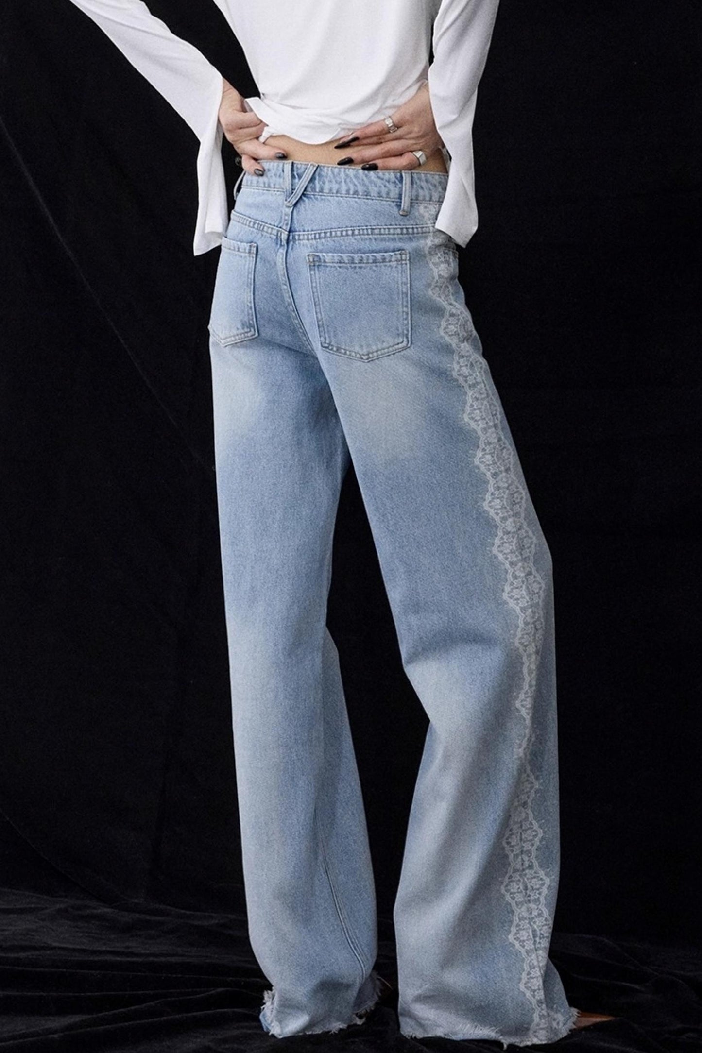 Lace Raw Hem Straight Jeans