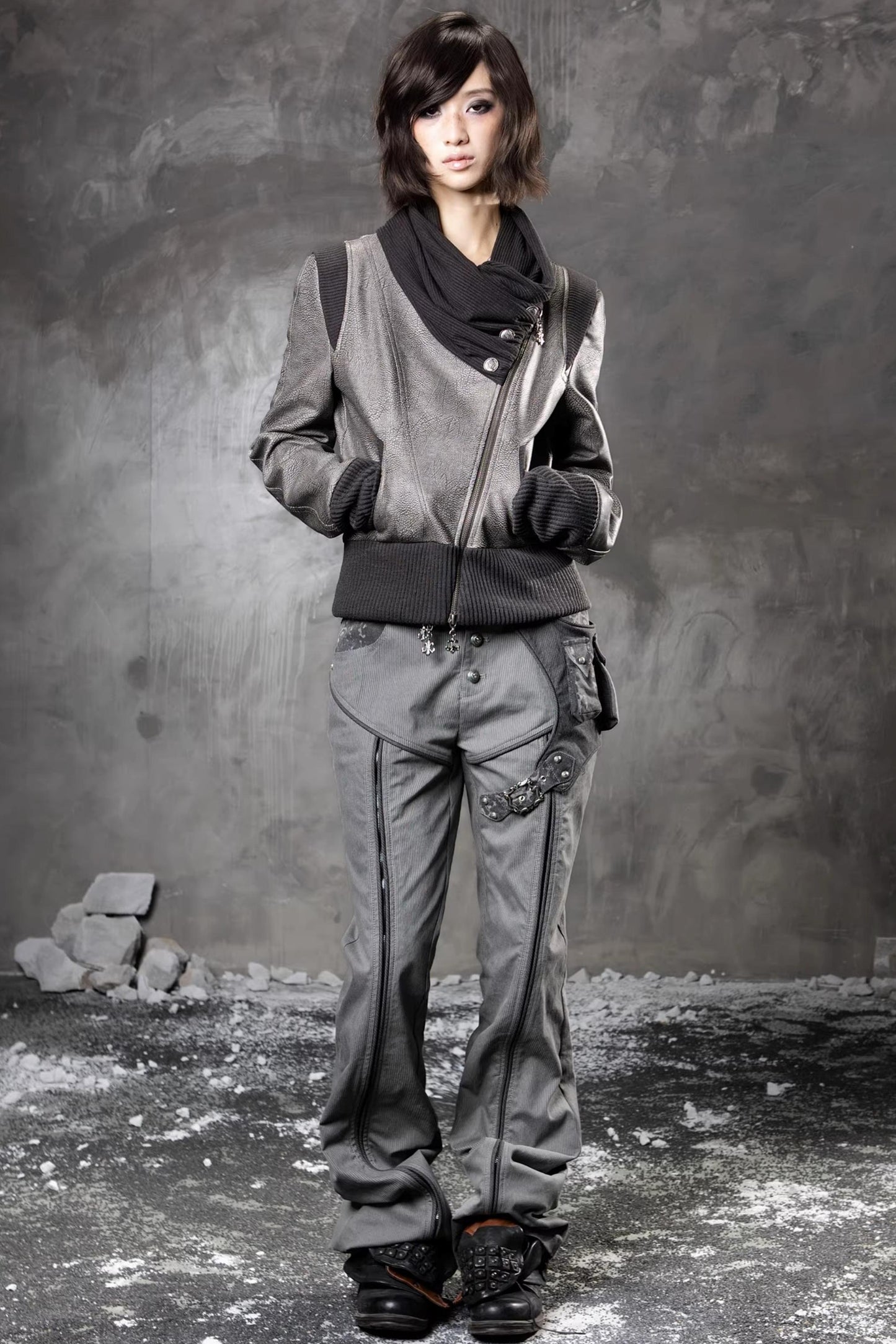 Dunkle Nischen-Lederjacke