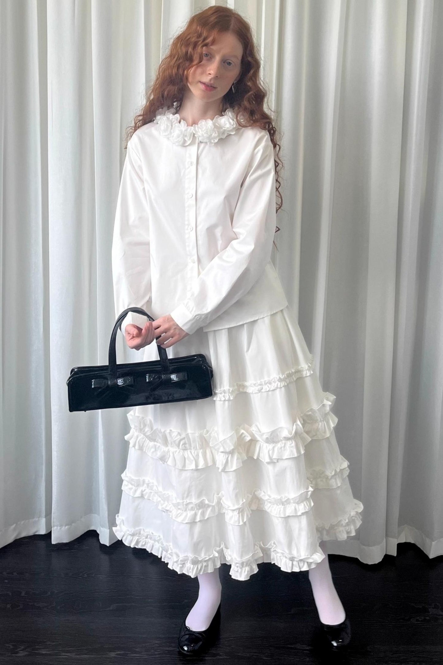 Three-Dimensional White Long Sleeve Shirt