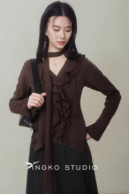 Asymmetrical Chestnut Ribbon Top Set-Up