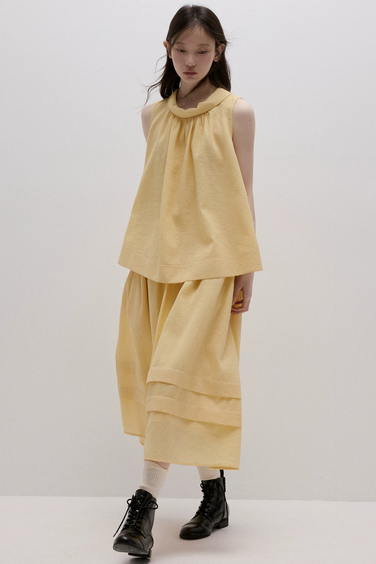 Midsummer Mist Yellow Vest Set-Up