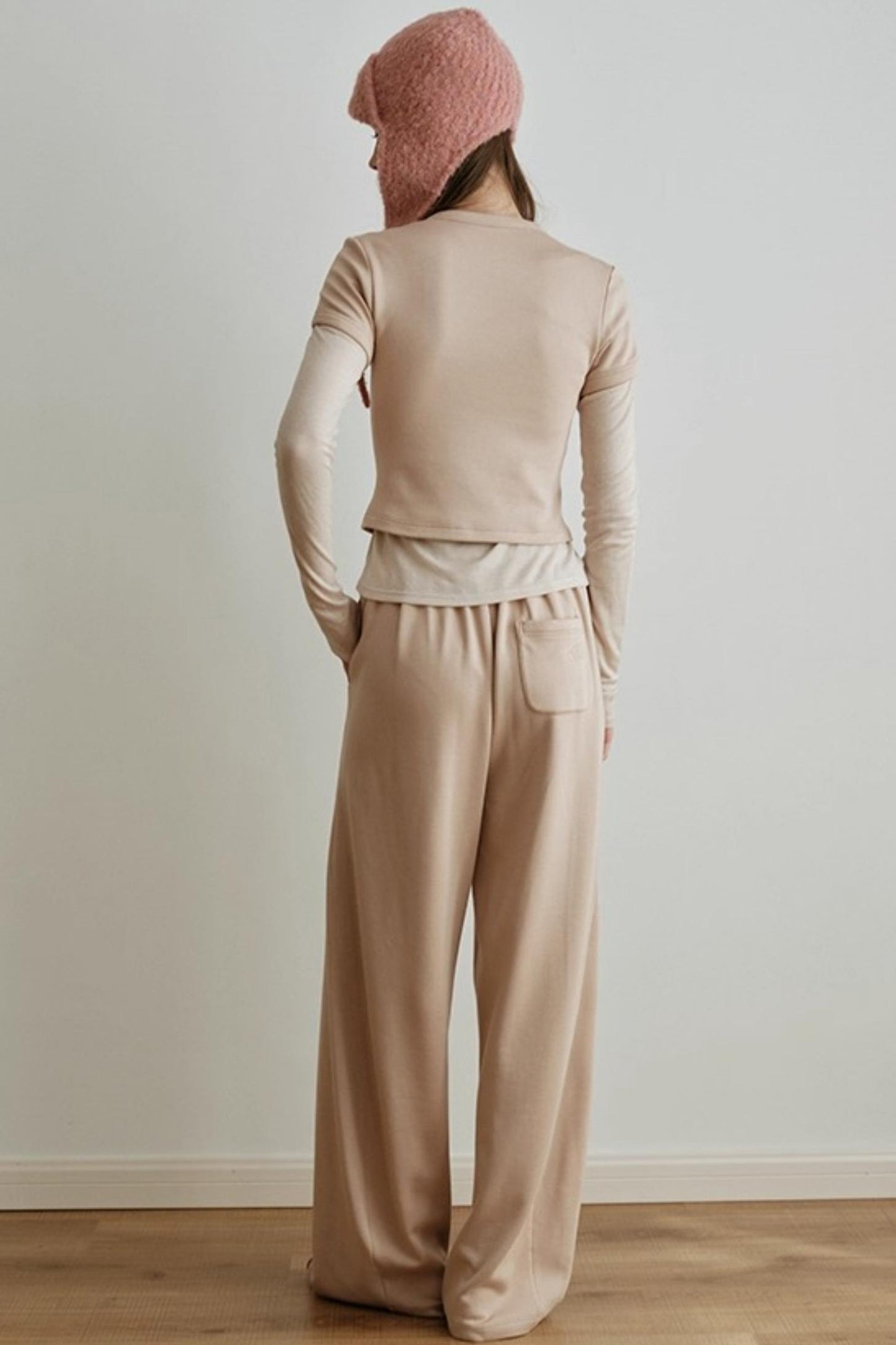 Fashionable Light Jacket Set-Up