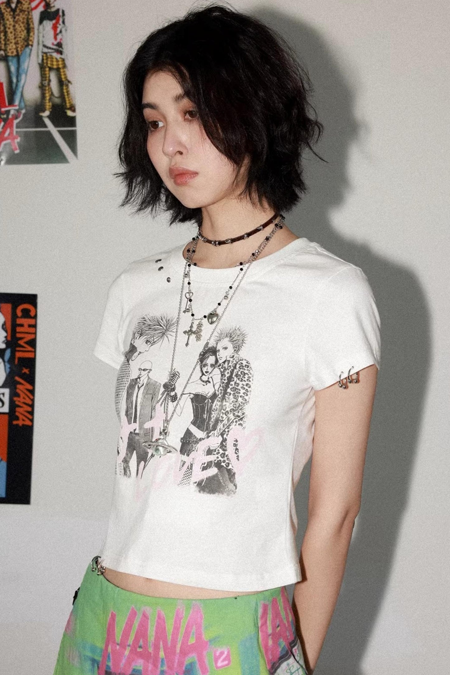 라인스톤 슬림핏 티셔츠