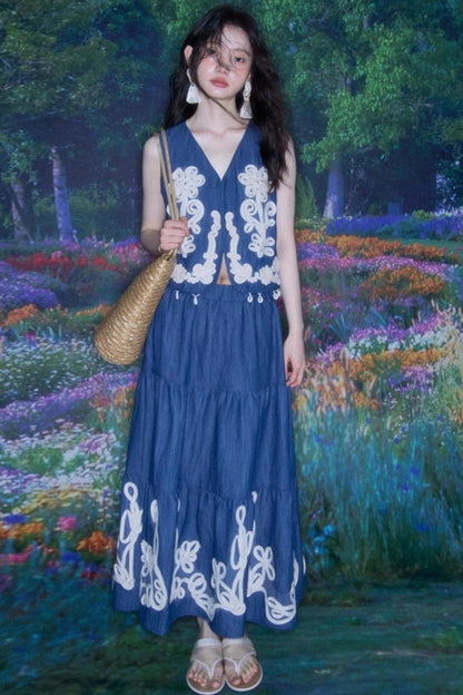 Vine & Shell Ensemble Skirt Set-Up