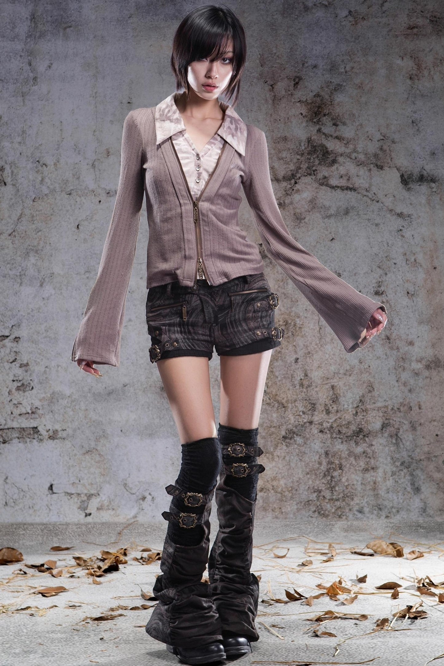 Slim Fit V-Neck Pullover Knit Top