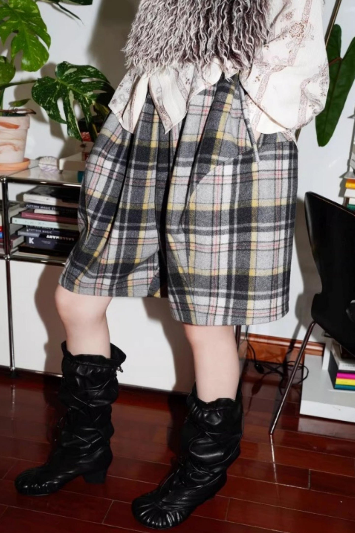 Vintage Plaid Wide-Leg Shorts