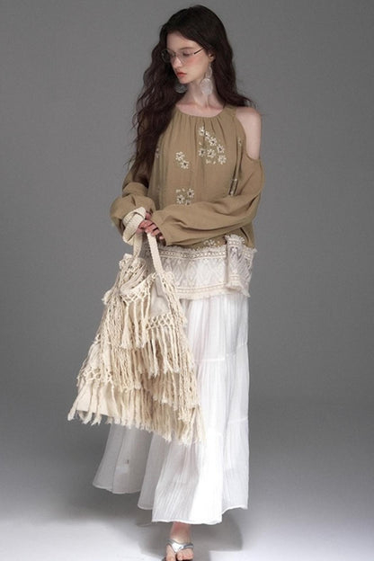Neoclassical Embroidery Off-the-Shoulder Top