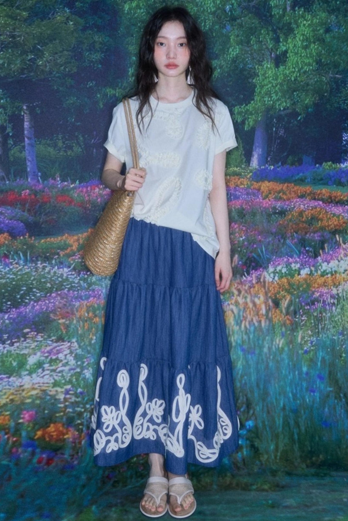 Vine & Shell Ensemble Skirt Set-Up