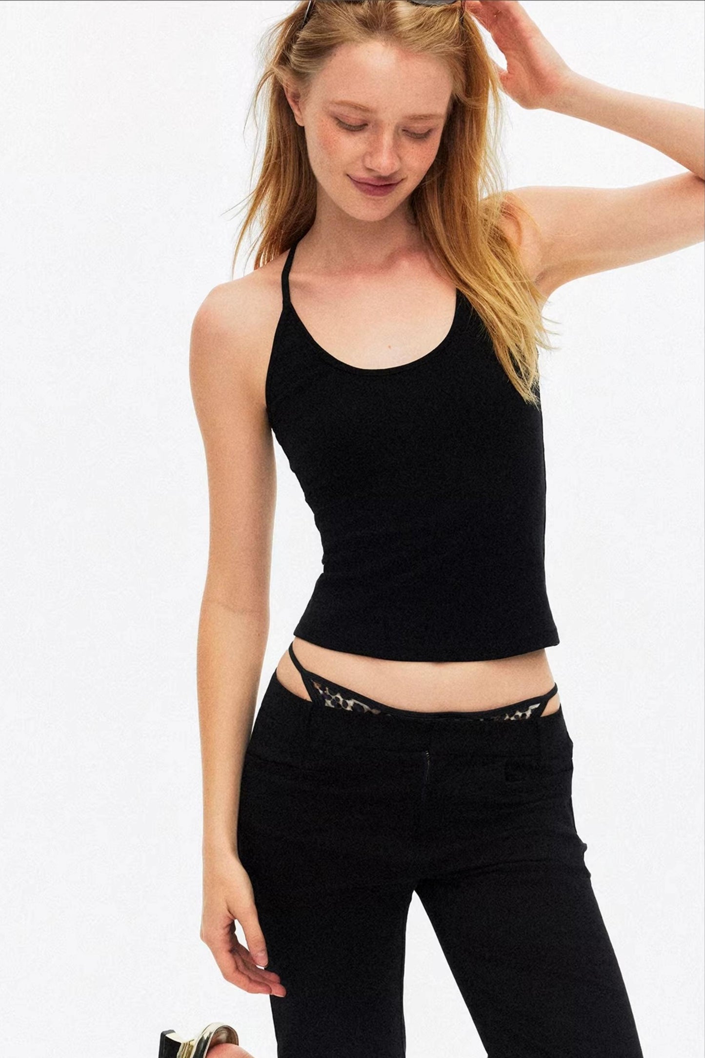 Slimming black elastic vest for daily outfit