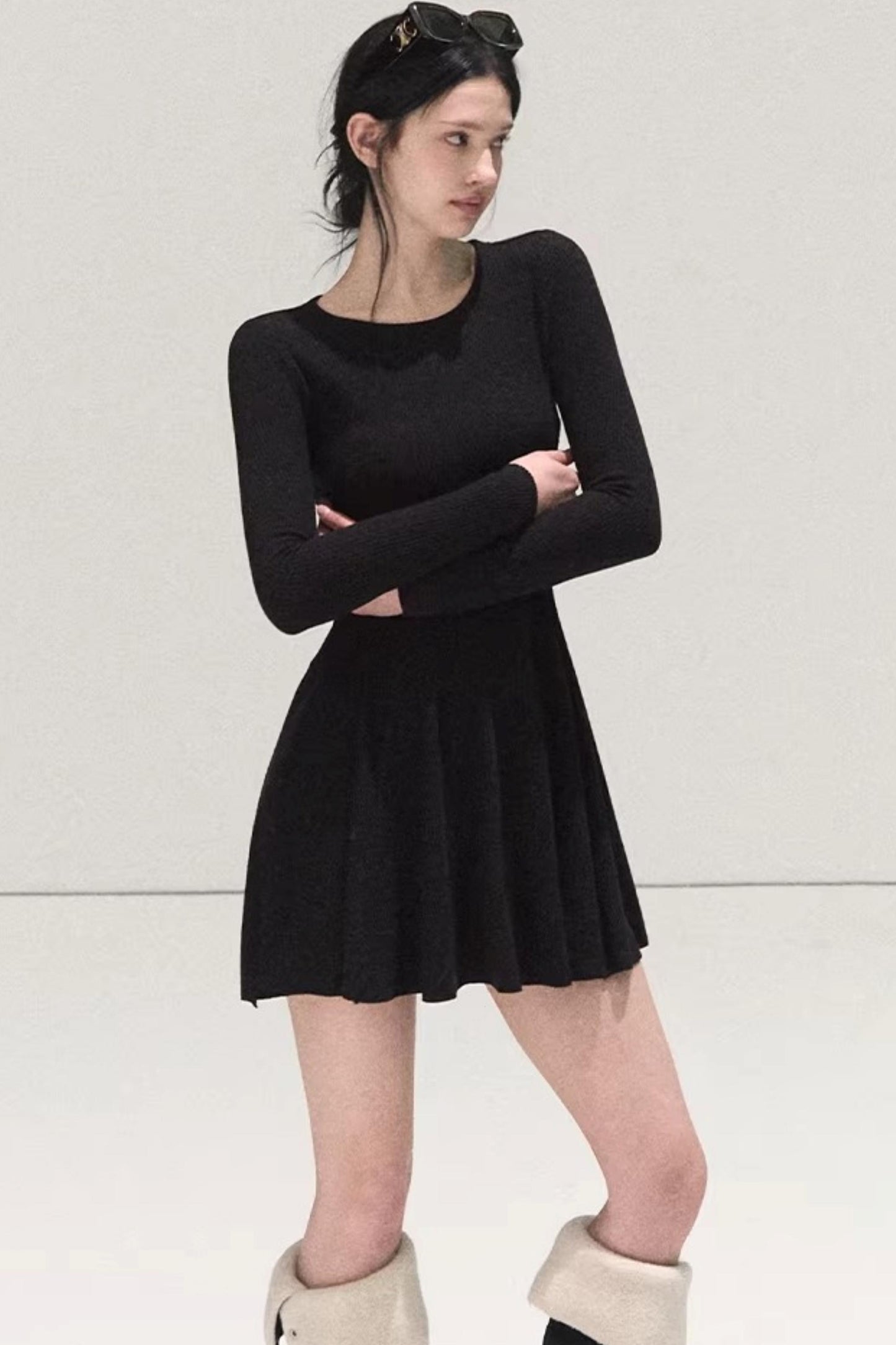 Gestreiftes Kleid mit Ballettkragen