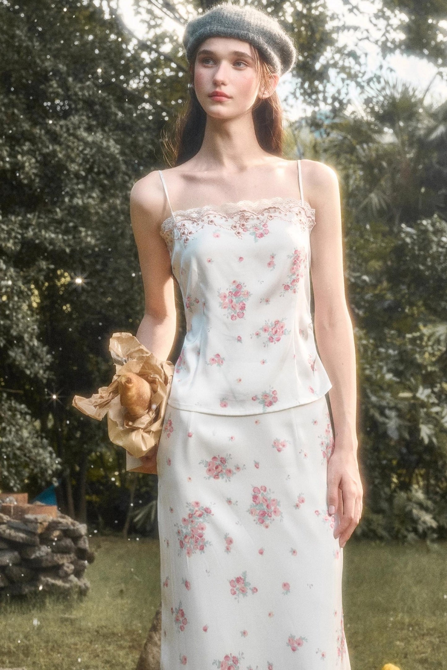 Comfortable Baby Powder Top & Skirt Set-Up