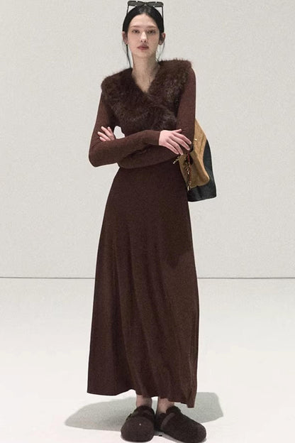 Gestreiftes Kleid mit Ballettkragen