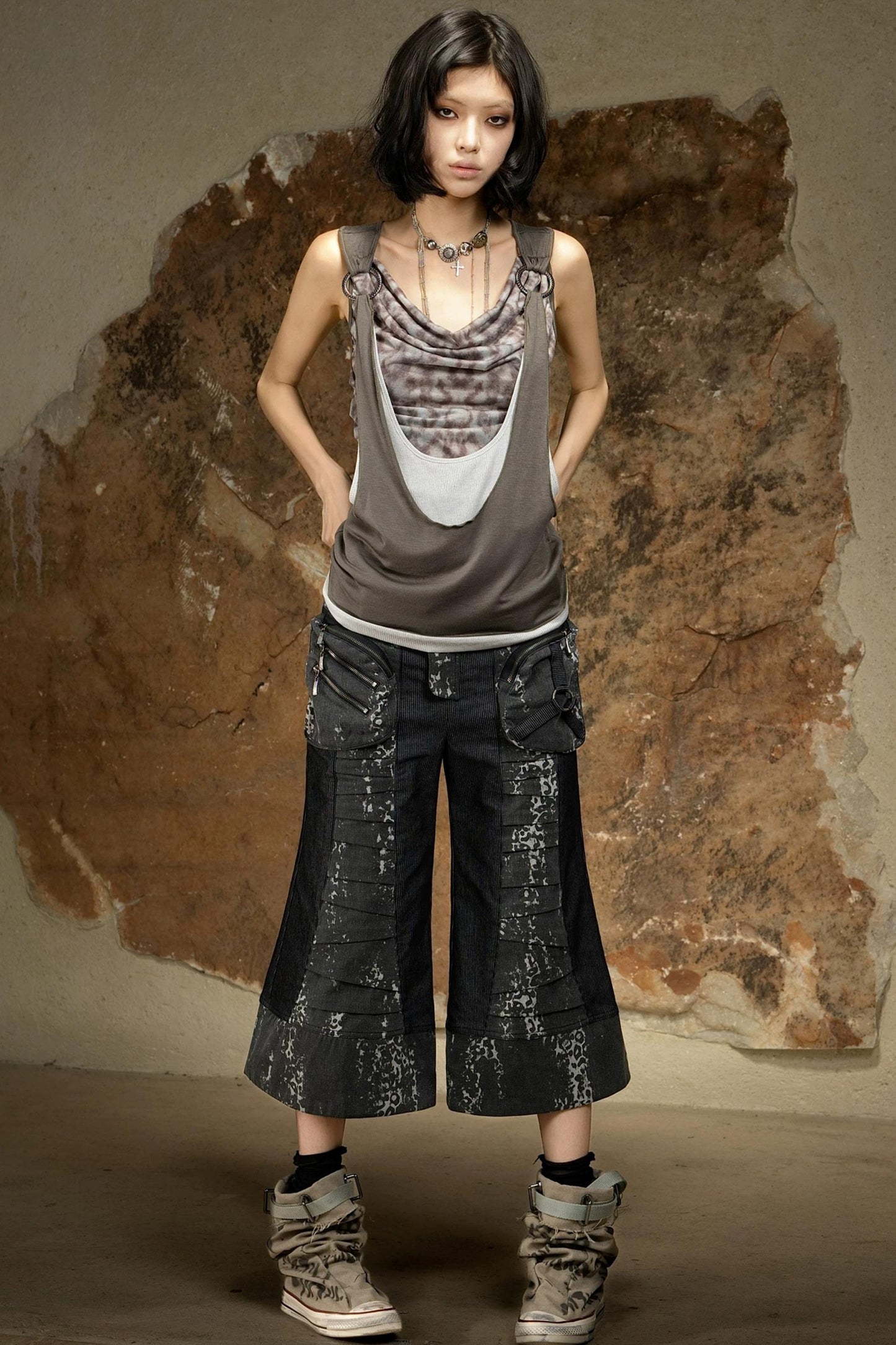 Asymmetrical Retro Sleeveless Vest