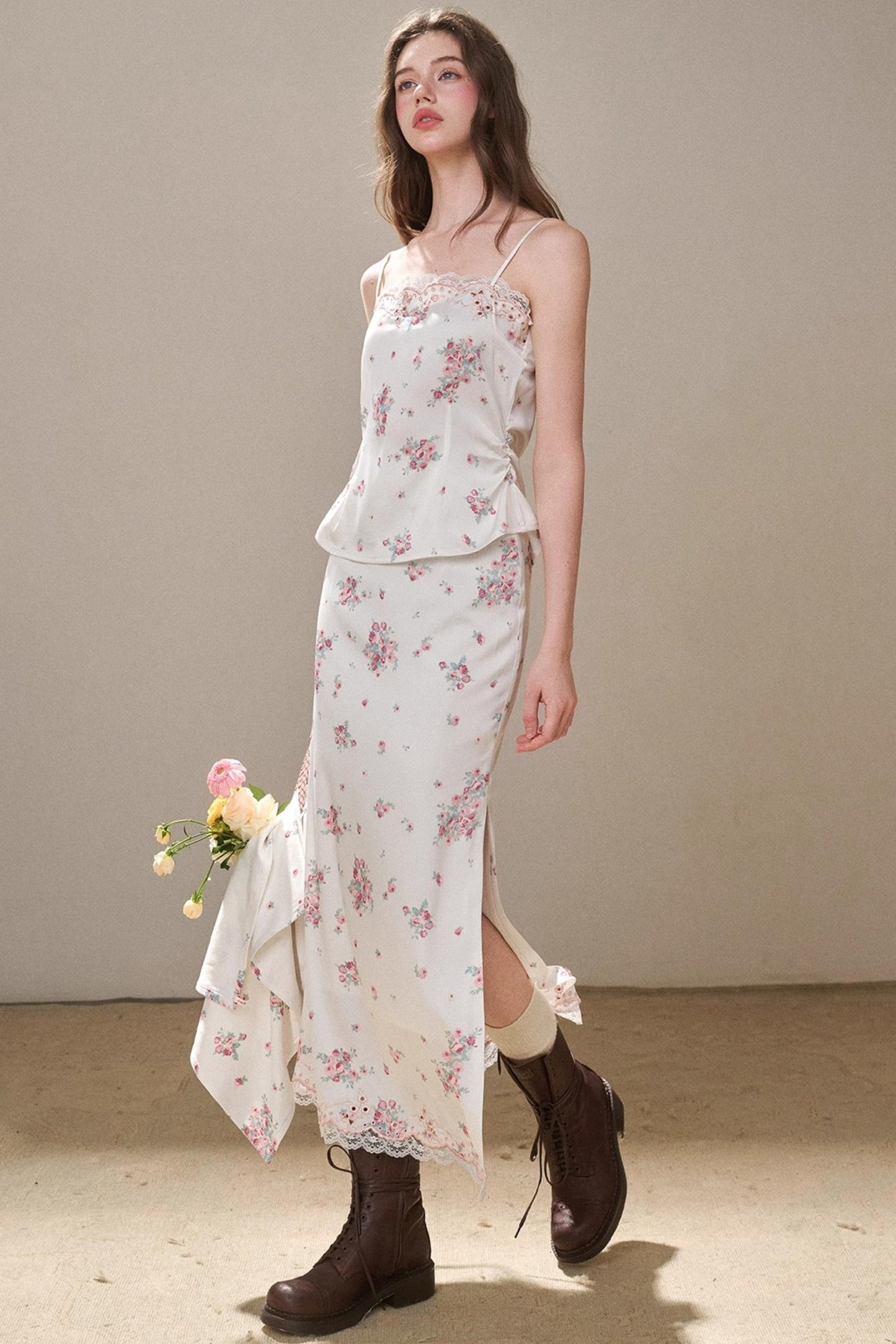 Comfortable Baby Powder Top & Skirt Set-Up