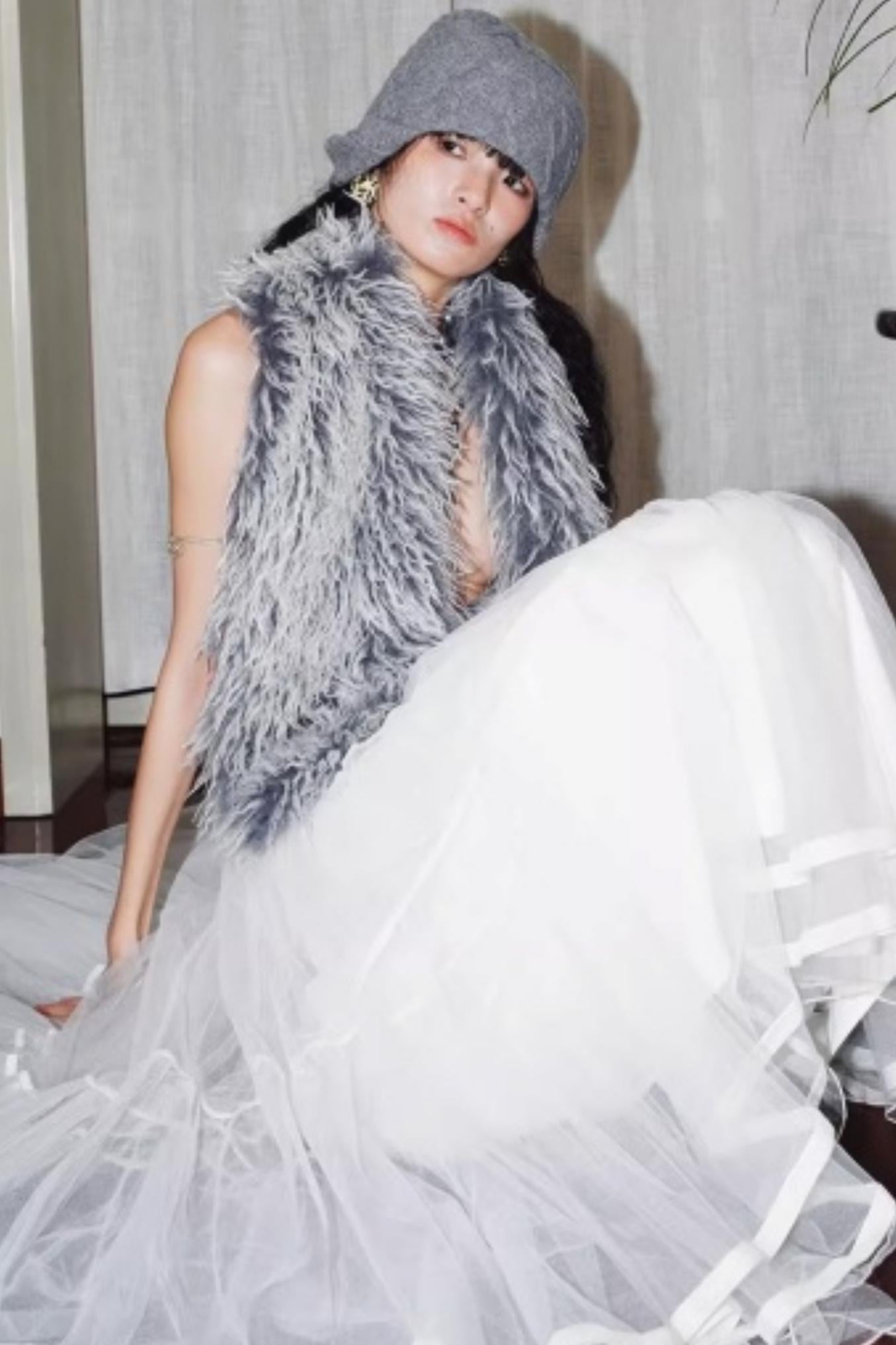 Vintage Lace-up Plush Scarf