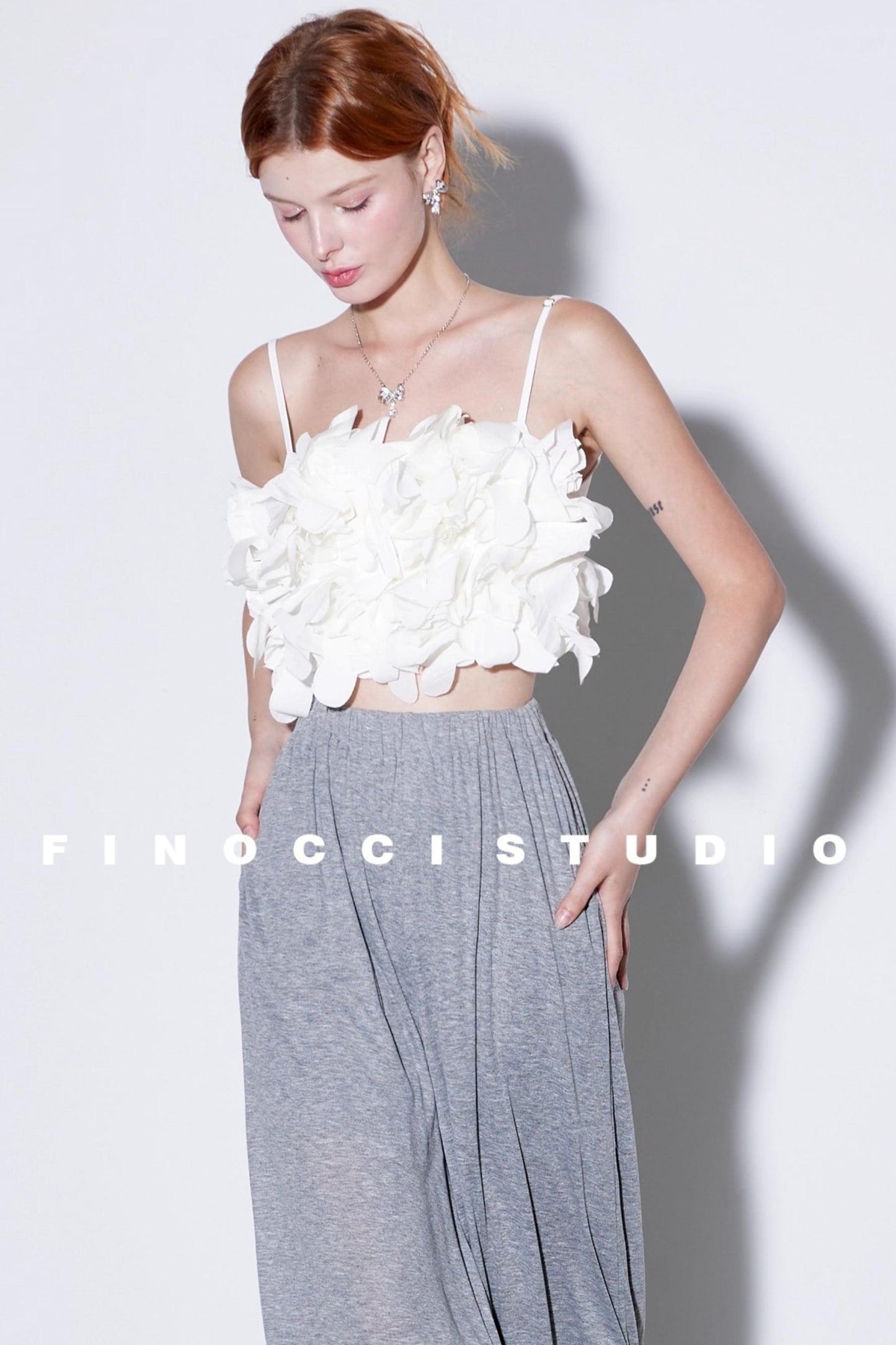 Ultra-Complex Double-Layer Petal Suspender