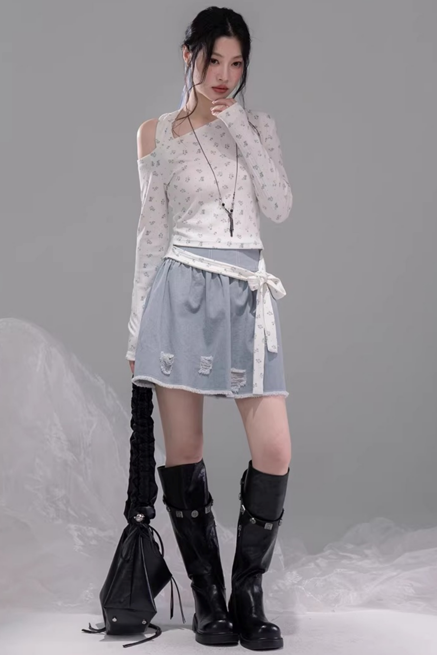 Floral Off-Shoulder Knitted Top