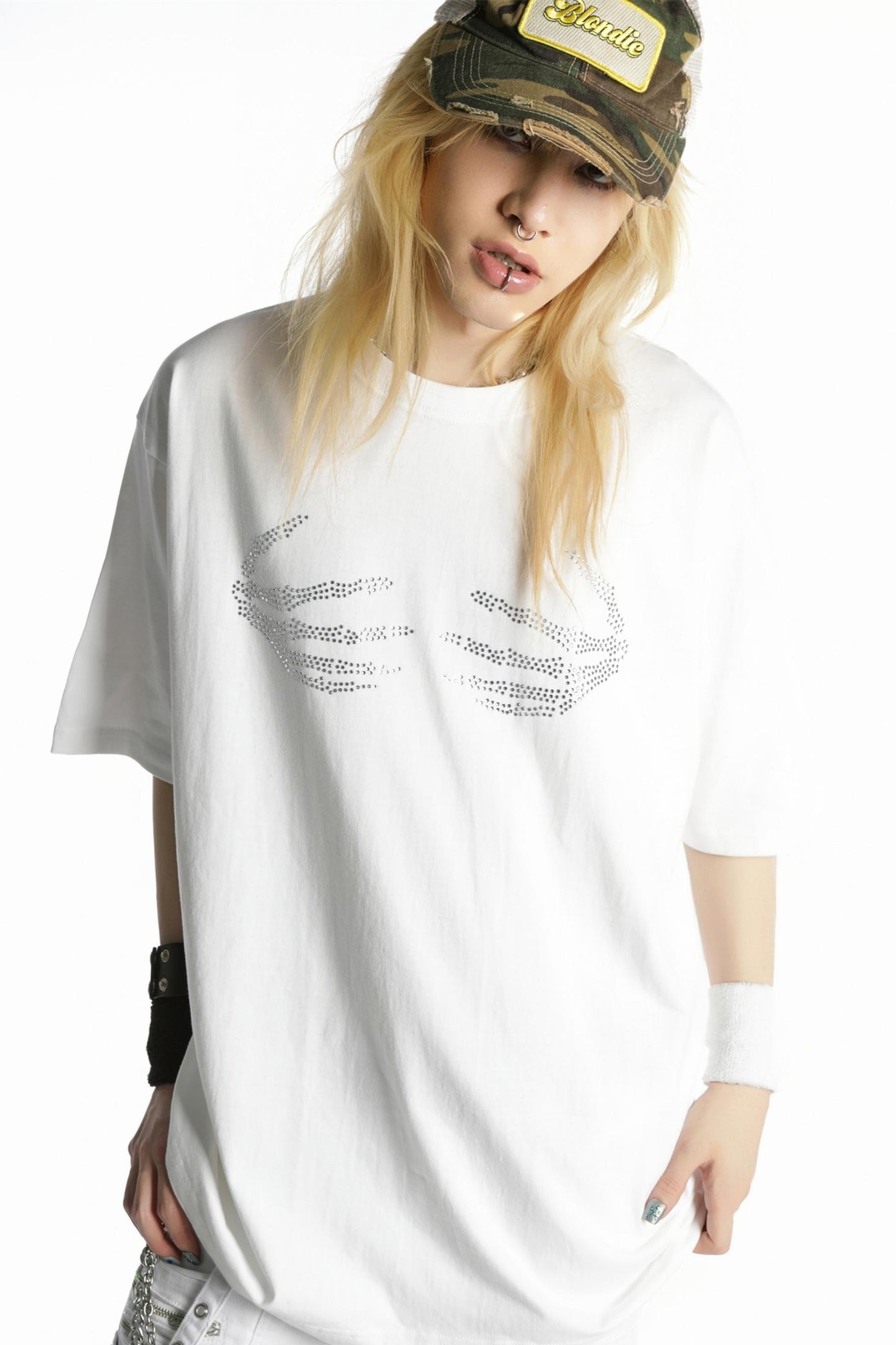 Skull Claw Rhinestone Tee