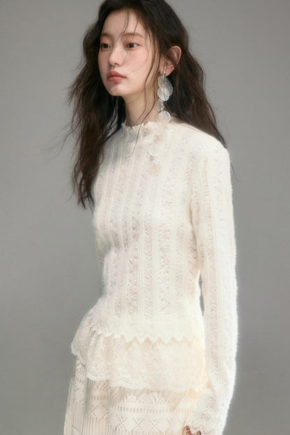 Cloud Lace Knit Long Sleeve Top